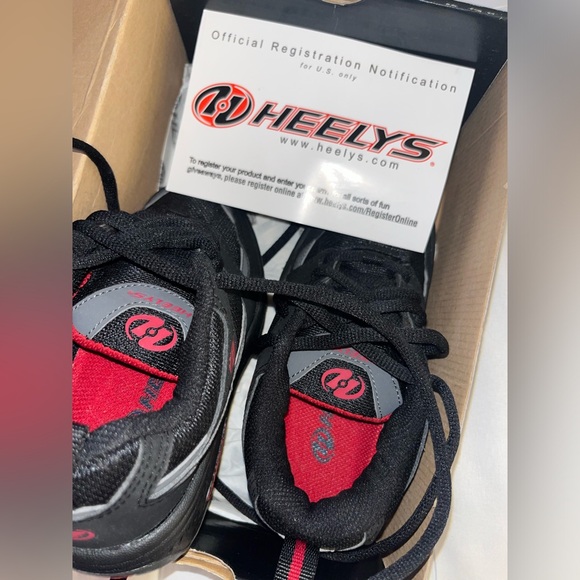 Heelys Brand new - Picture 2 of 7